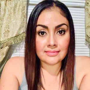 Meet your Posher, Perla